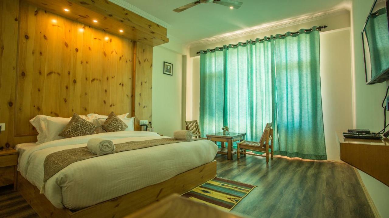Pashmina Hotel Manāli Exterior foto